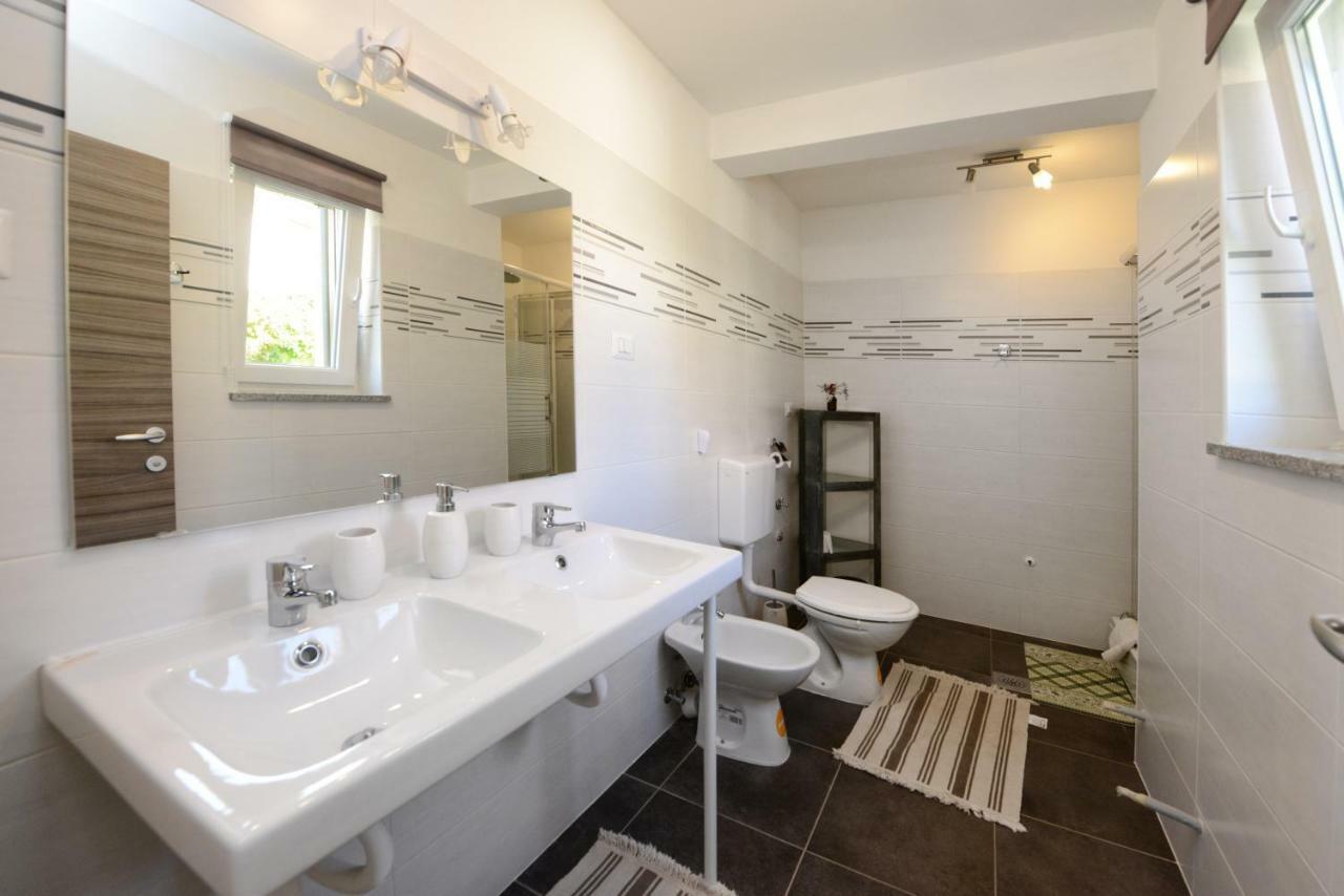 Villa Kontesici 14 Zelena Laguna Luaran gambar