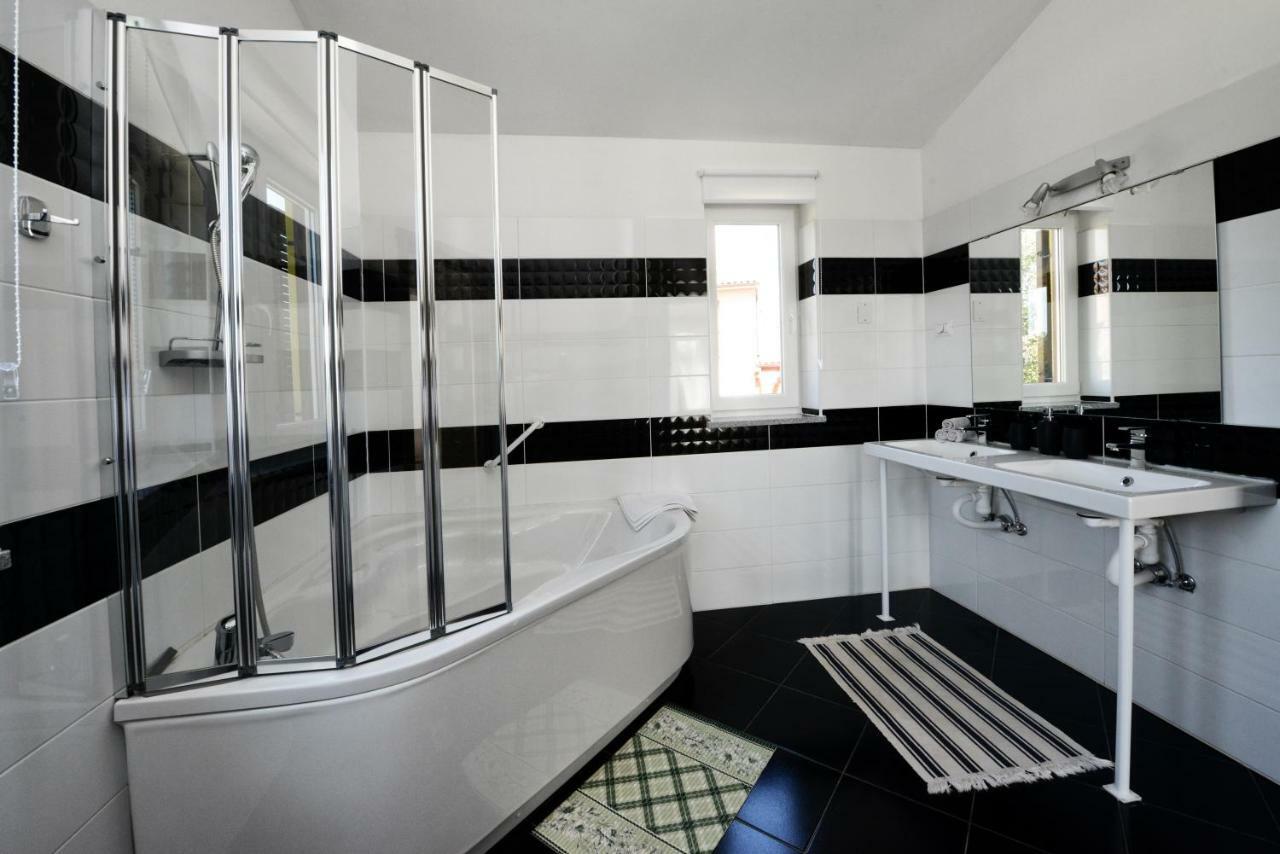 Villa Kontesici 14 Zelena Laguna Luaran gambar