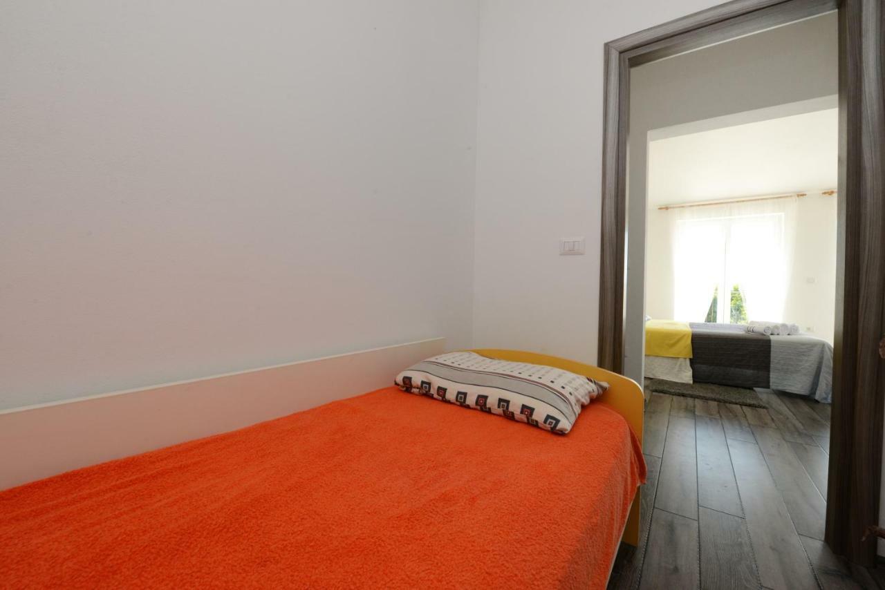 Villa Kontesici 14 Zelena Laguna Luaran gambar