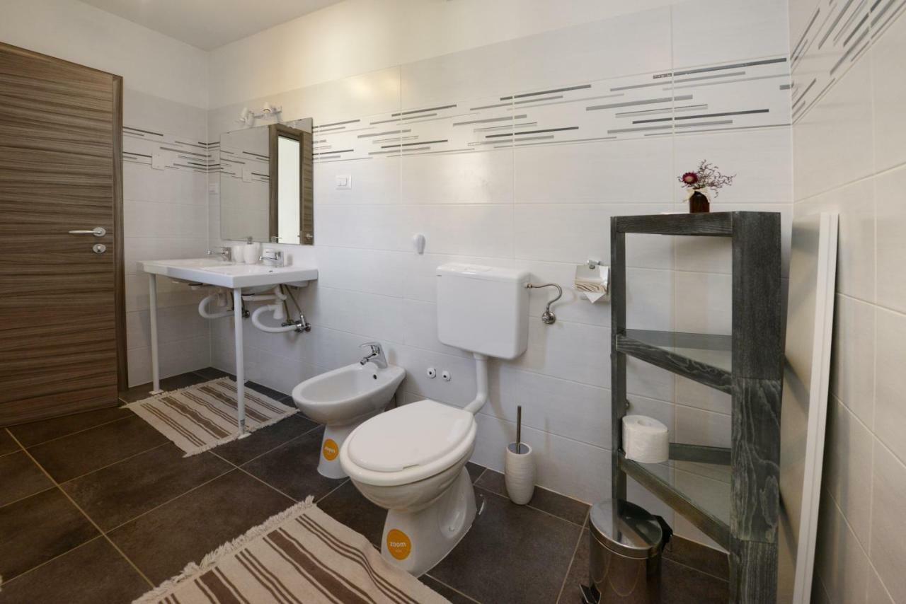 Villa Kontesici 14 Zelena Laguna Luaran gambar